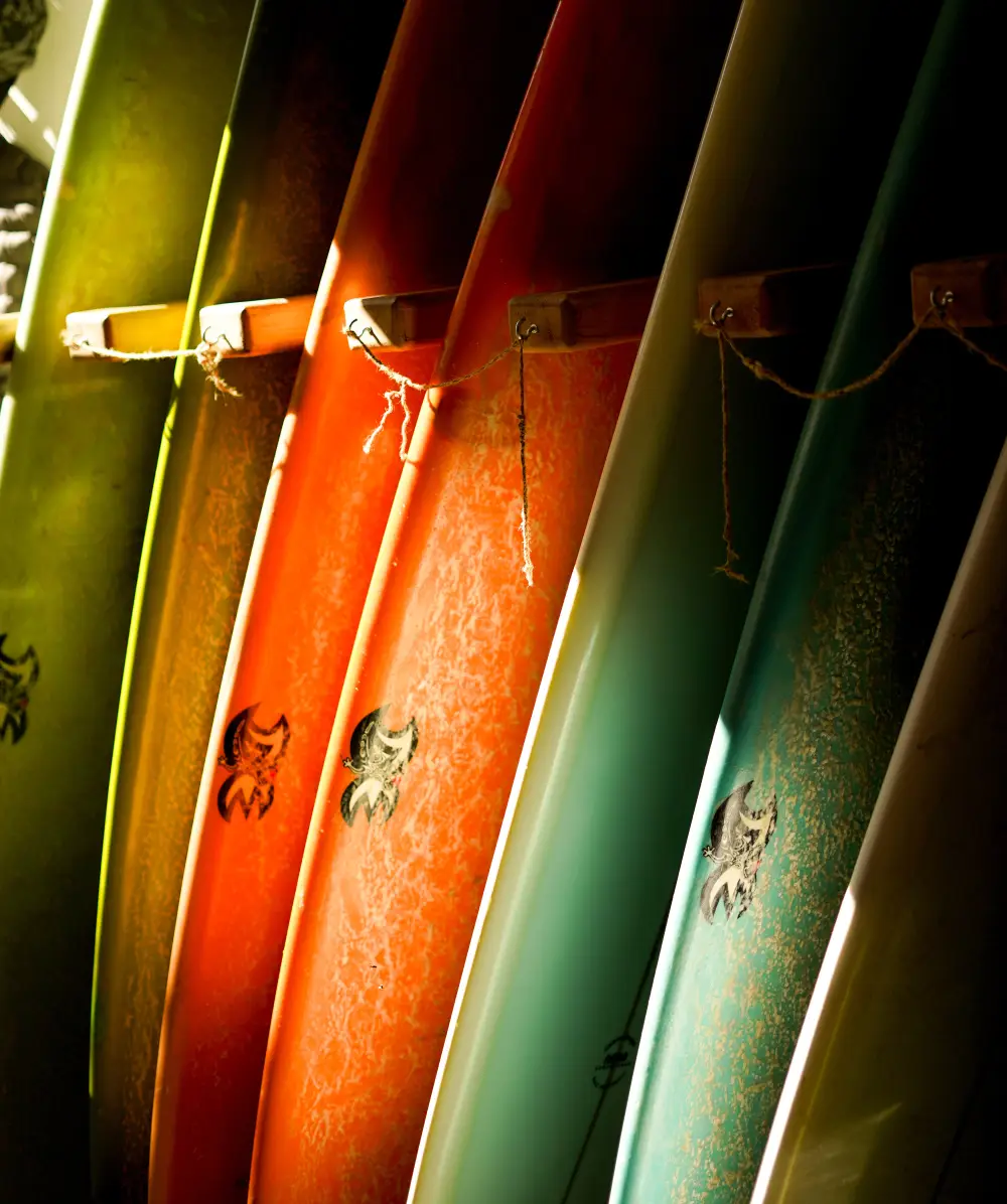 surfboards-stacked-contrast